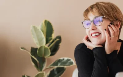 Rückenschmerzen Adé: Wie sinnvoll sind ergonomische Sitzkissen?